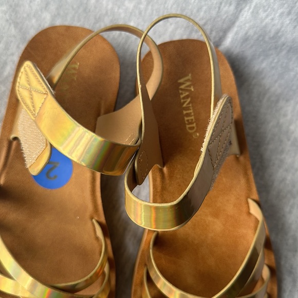 Wanted - Picture 7 of 12